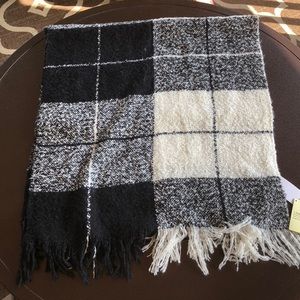 Accessory Collective Blanket Wrap Scarf